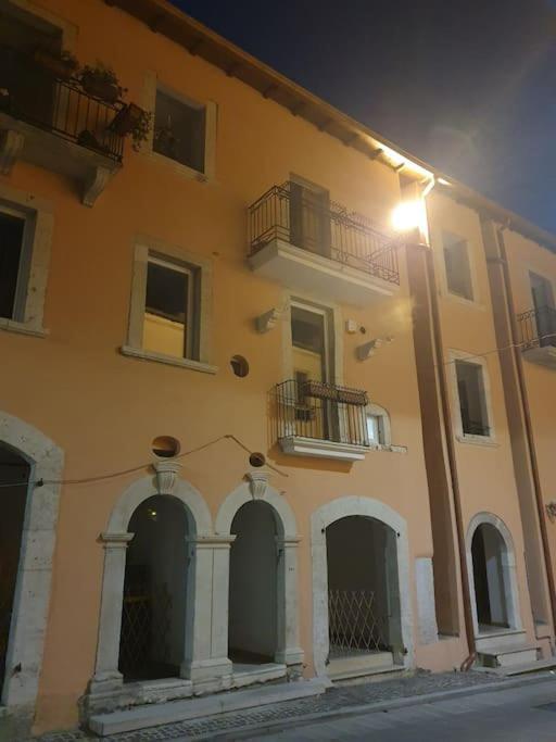 Casa Vacanze Donna Lucia Castel Di Sangro Zewnętrze zdjęcie