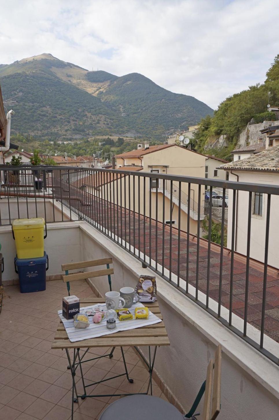 Casa Vacanze Donna Lucia Castel Di Sangro Zewnętrze zdjęcie
